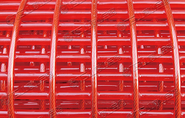 篩分設(shè)備選用聚氨酯篩網(wǎng)，高耐磨、壽命長