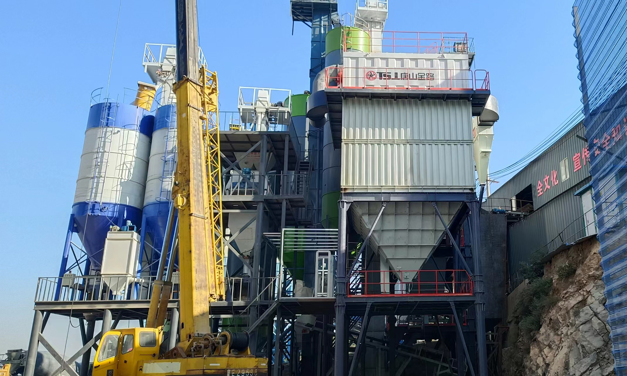制砂樓的生產(chǎn)流程是怎樣的？與其他制砂生產(chǎn)線有何區(qū)別？