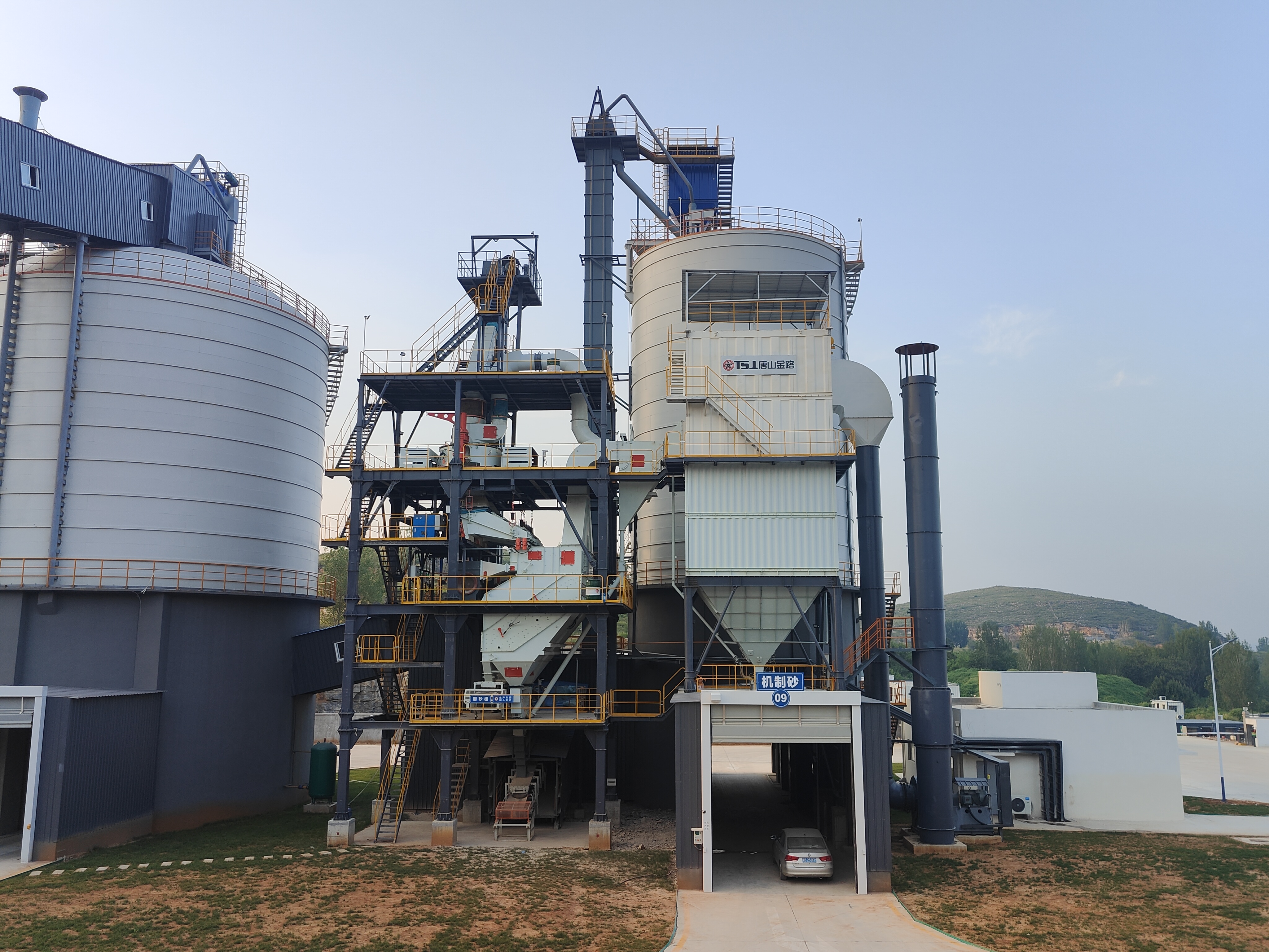 告別冬季停產(chǎn)！制砂樓干法制砂，寒冬里照樣穩(wěn)產(chǎn)增效